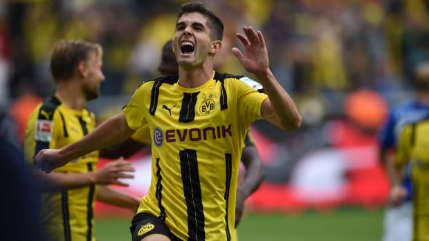 christian-pulisic-mailbag.jpg